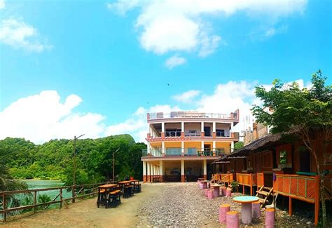 Airusxander Beach Resort Caramoan Camsur .